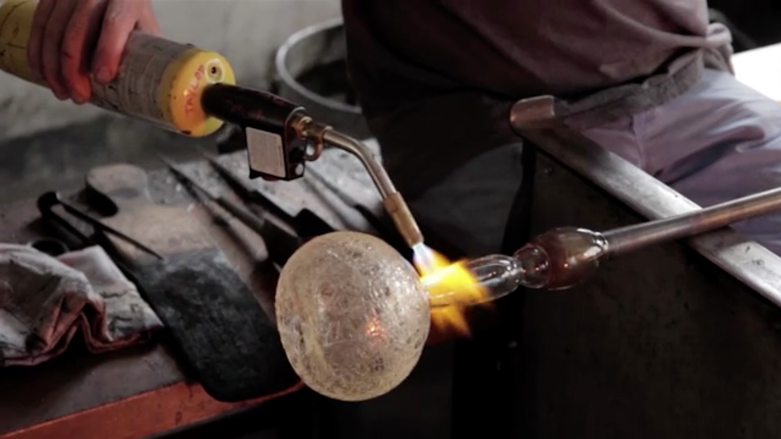 Holliston Sand | RISD Glass Artists